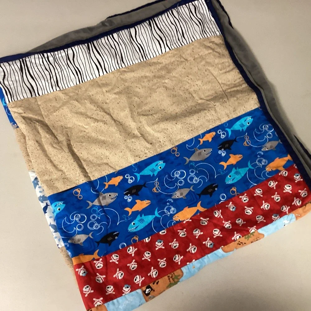 Kids Shark Pirate FishQuilt Blanket‎ Blue Red Multi Beach Ocean Theme 44 x 40